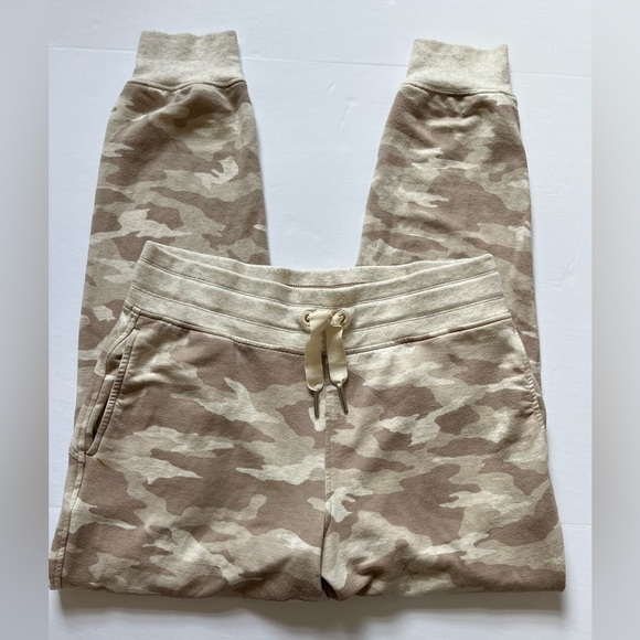 Athleta Balance Printed Jogger Beige Camo Size Medium - Picture 1 of 10